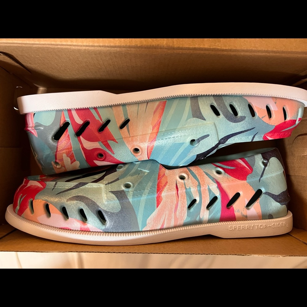 Sperry Float Shoes